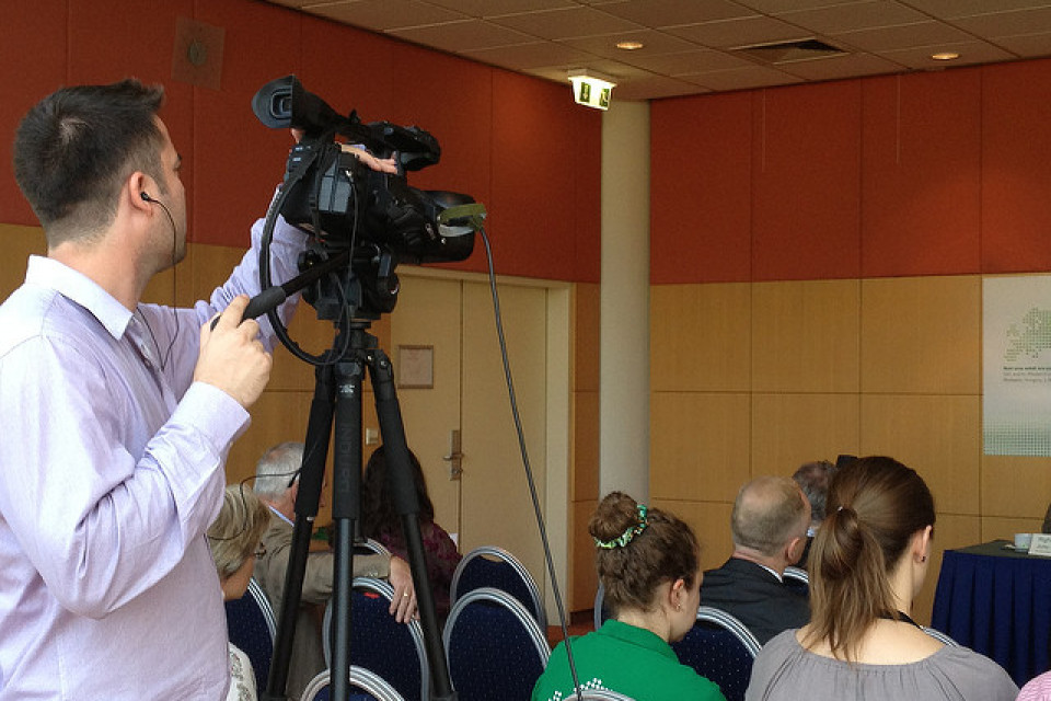 Eröffnung der Medienakkreditierung für die Vollversammlung in Novi Sad