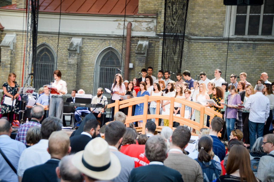 “И будете Мне свидетелями”: сотни людей собрались на Нови-Садской Генеральной ассамблее КЕЦ