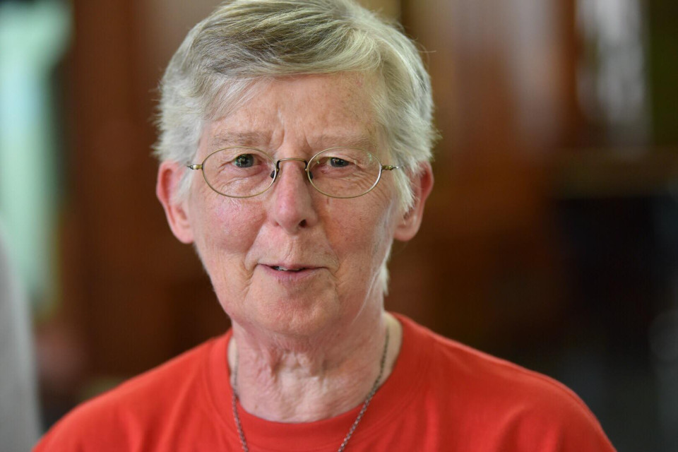 Познакомьтесь с радушной Хилари Хилл