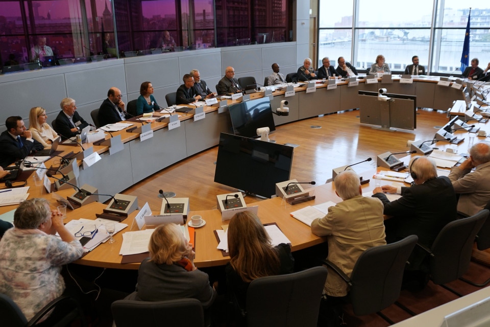 Migrants : de la peur à la compassion