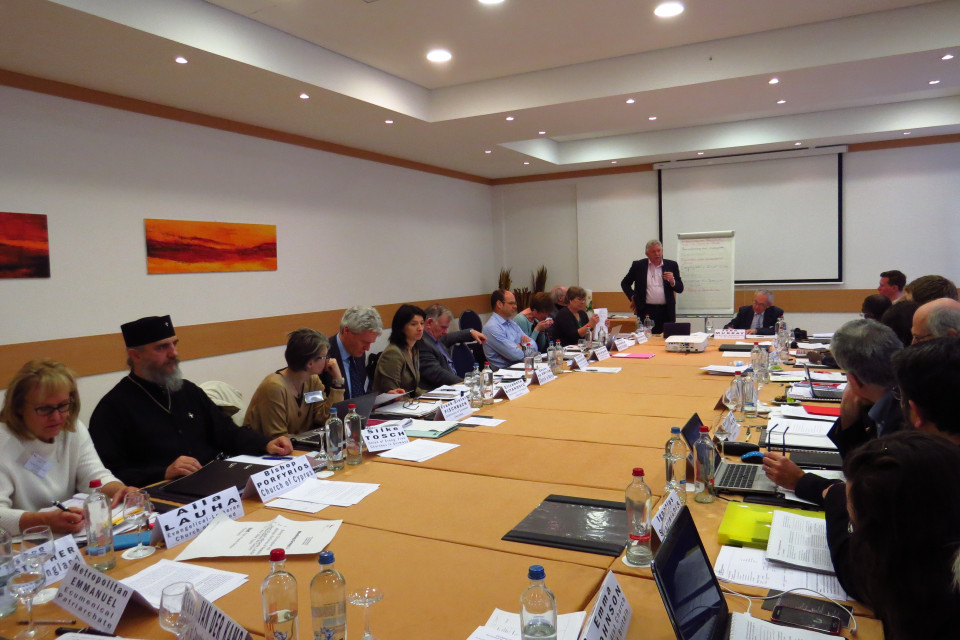 CEC Governing Board meets, approves 2015-2018 working roadmap