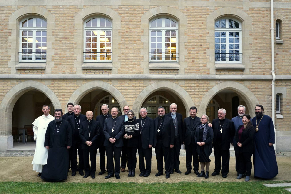 Свидетельствовать о Христе в Европе вместе: встреча Объединенного комитета CCEE-КЕЦ в Париже