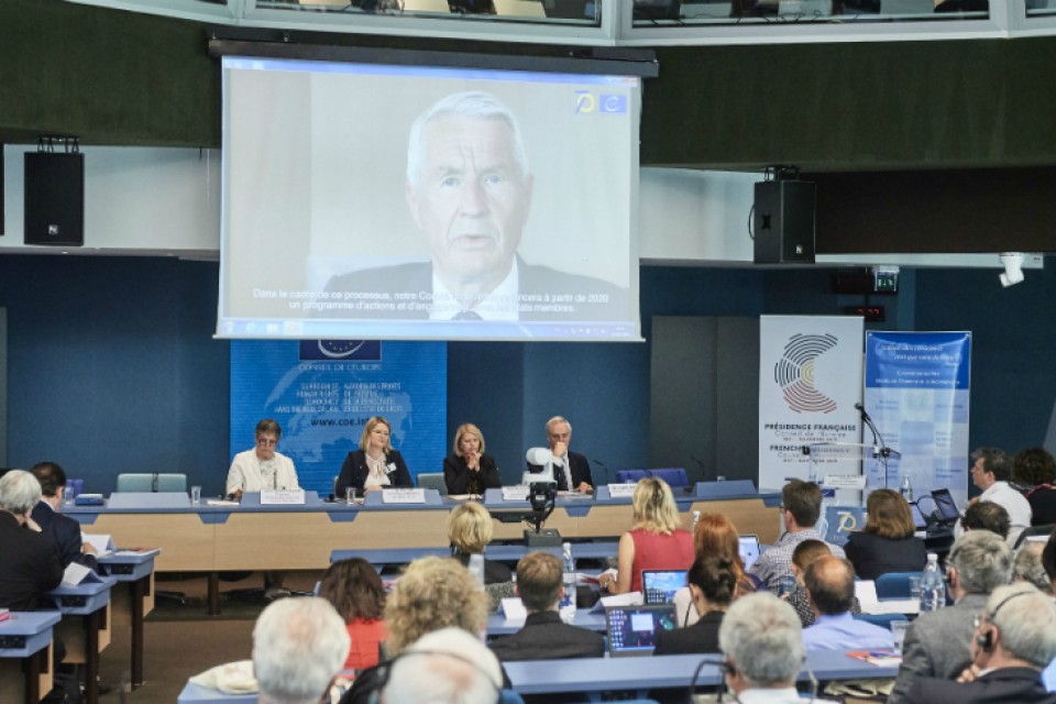 CEC participates in Council of Europe public debate on biomedicine and human rights